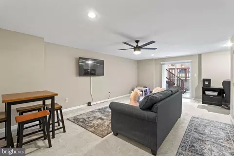 Living - 311 Sunray Ct, Abingdon, MD 21009 photo 6 of 7