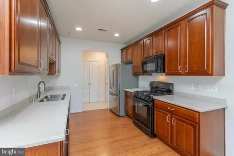 Kitchen - 1406 Q Joppa Forest Dr #15, Joppa, MD 21085 photo 4 of 5