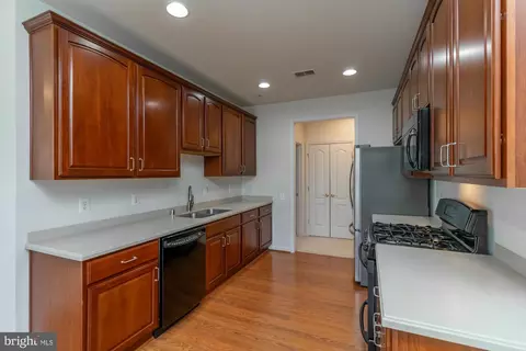 Kitchen - 1406 Q Joppa Forest Dr #15, Joppa, MD 21085 photo 3 of 5