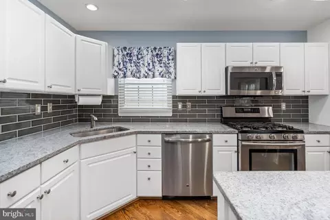 Kitchen - 1011 Stone Ct, Joppa, MD 21085 photo 2 of 4