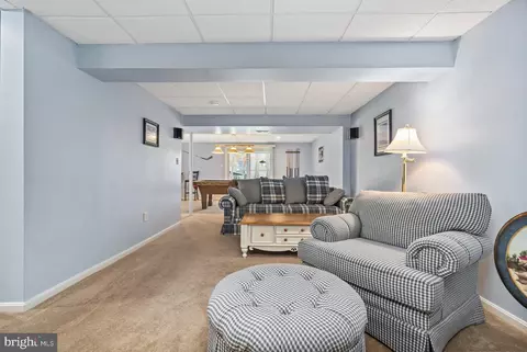 Living - 1011 Stone Ct, Joppa, MD 21085 photo 6 of 7
