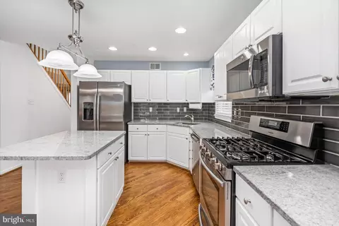 Kitchen - 1011 Stone Ct, Joppa, MD 21085 photo 3 of 4