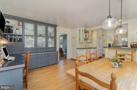 Dining - 805 Old Joppa Rd, Joppa, MD 21085 photo 4 of 4