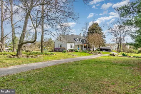 Exterior - 805 Old Joppa Rd, Joppa, MD 21085 photo 10 of 58