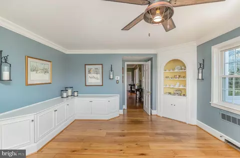 Living - 805 Old Joppa Rd, Joppa, MD 21085 photo 1 of 9