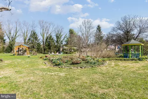 Exterior - 805 Old Joppa Rd, Joppa, MD 21085 photo 33 of 58