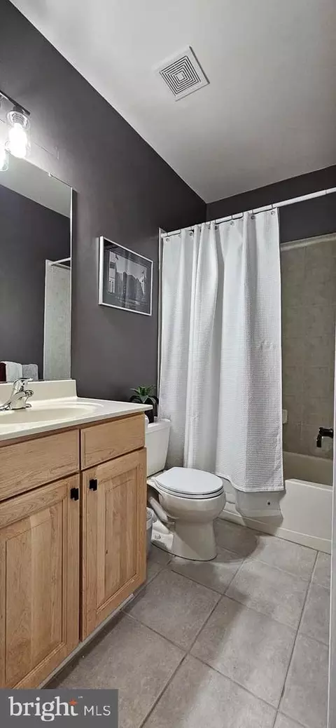 Bath - 114 Fallston Meadow Ct, Fallston, MD 21047 photo 4 of 4