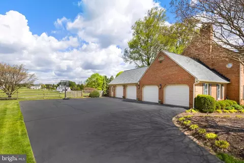 2316 Kings Arms Dr, Fallston, MD 21047 photo 7
