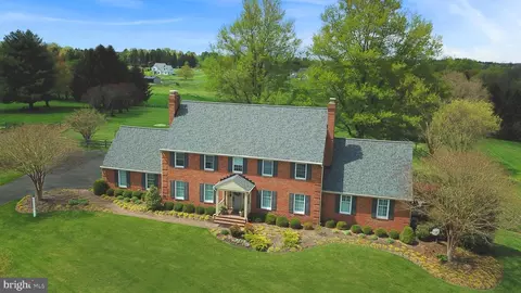 2316 Kings Arms Dr, Fallston, MD 21047