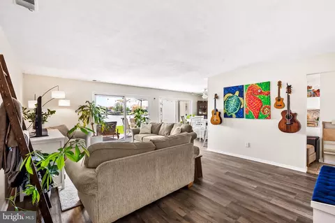 Living - 526 Riviera Dr #A, Joppa, MD 21085 photo 4 of 4