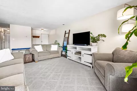 Living - 526 Riviera Dr #A, Joppa, MD 21085 photo 3 of 4