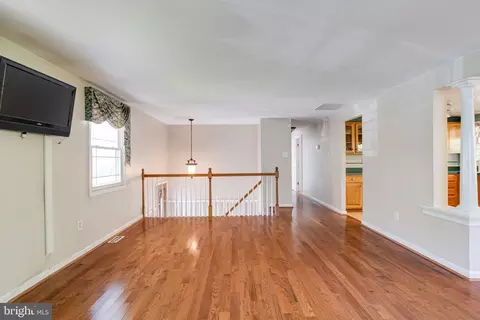 Entry Way - 505 Haverhill Rd, Joppa, MD 21085 photo 2 of 2