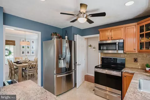 Kitchen - 3009 Scotch Ct, Abingdon, MD 21009 photo 3 of 4