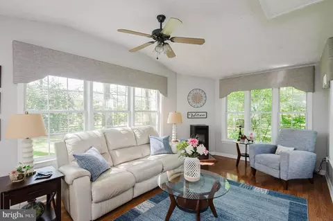 Living - 3009 Scotch Ct, Abingdon, MD 21009 photo 6 of 11