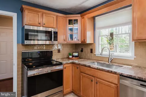 Kitchen - 3009 Scotch Ct, Abingdon, MD 21009 photo 2 of 4