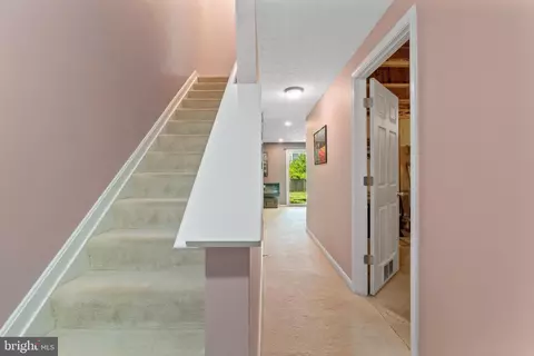 Entry Way - 636 Stone Mill Ct, Abingdon, MD 21009 photo 2 of 2