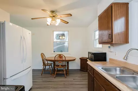Kitchen - 1819 Hanson Rd, Edgewood, MD 21040 photo 3 of 4