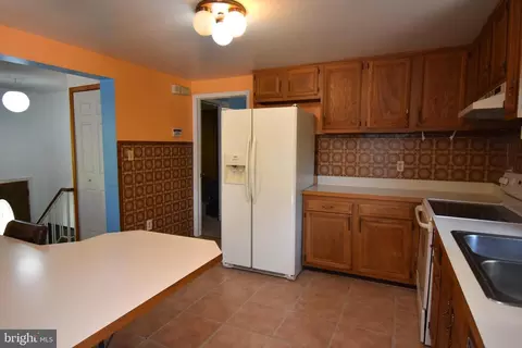 Kitchen - 2309 Orsburn Ln, Joppa, MD 21085 photo 3 of 5