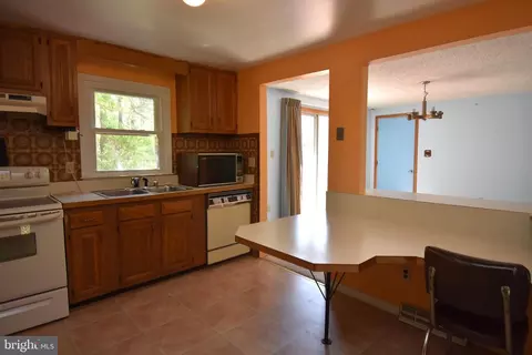 Kitchen - 2309 Orsburn Ln, Joppa, MD 21085 photo 2 of 5