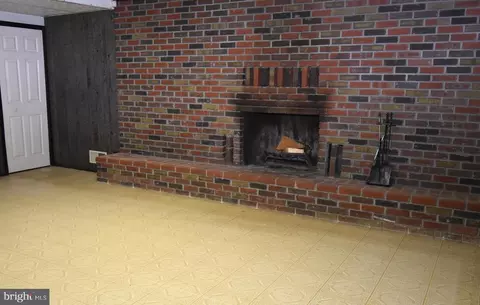 Living - 2309 Orsburn Ln, Joppa, MD 21085 photo 4 of 4