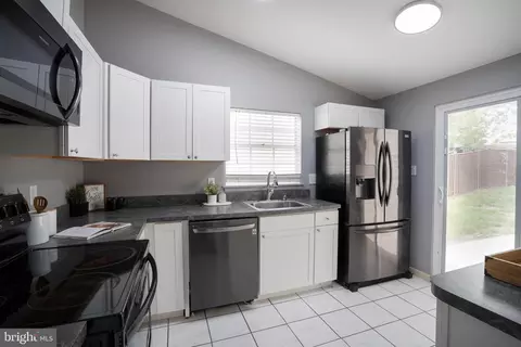 Kitchen - 122 Redbud Rd, Edgewood, MD 21040 photo 2 of 2
