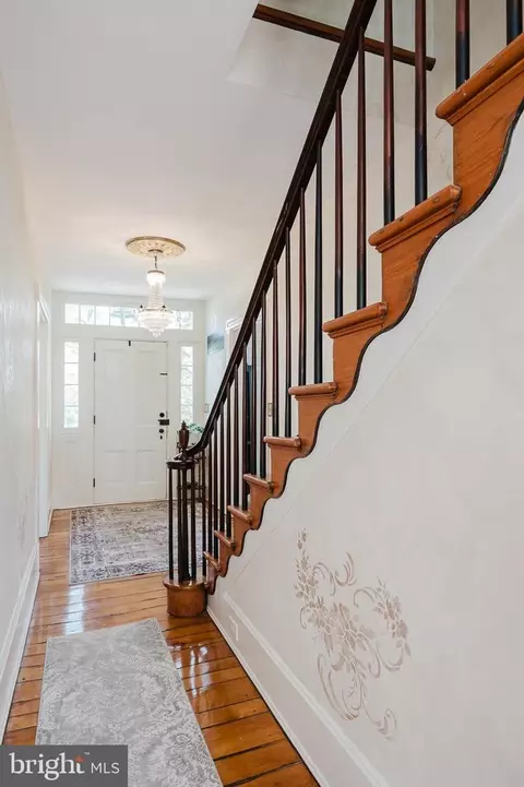Entry Way - 2500 Rochelle Dr, Fallston, MD 21047 photo 4 of 15