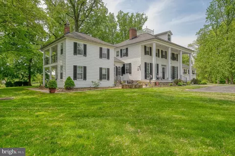 Exterior - 2500 Rochelle Dr, Fallston, MD 21047 photo 2 of 39