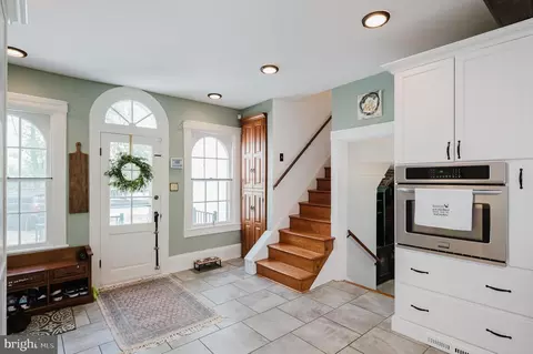 Entry Way - 2500 Rochelle Dr, Fallston, MD 21047 photo 7 of 15