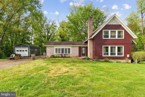 2302 Manor Cir, Havre De Grace, MD 21078