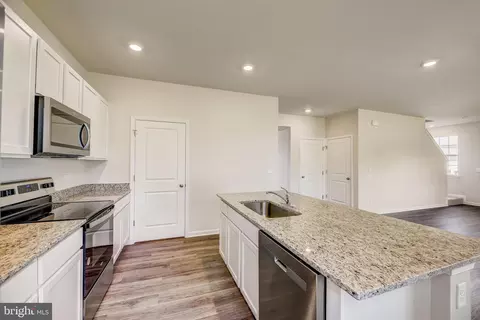 982 Pagonia Dr, Joppa, MD 21085 photo 14