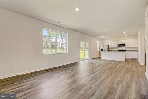 982 Pagonia Dr, Joppa, MD 21085 photo 8