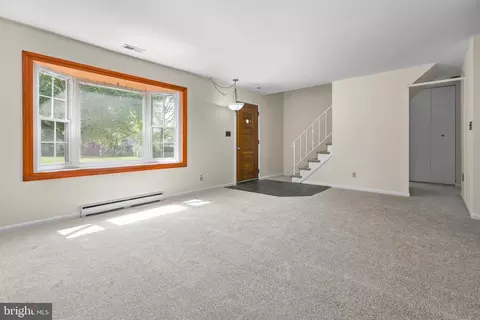 823 Bradley Rd, Joppa, MD 21085 photo 8