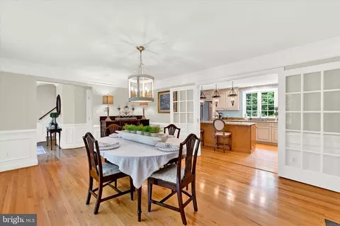 Dining - 3104 Moores Rd, Baldwin, MD 21013 photo 2 of 5