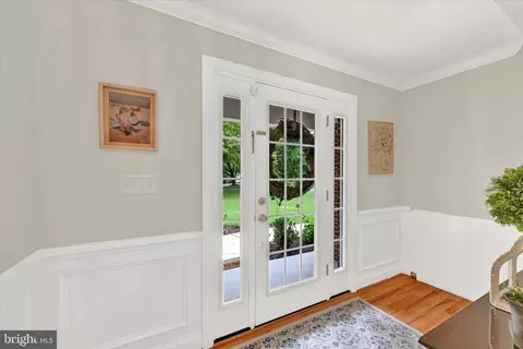 Entry Way - 3104 Moores Rd, Baldwin, MD 21013 photo 2 of 3