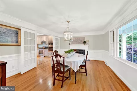 Dining - 3104 Moores Rd, Baldwin, MD 21013 photo 3 of 5
