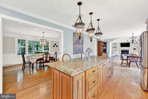 Kitchen - 3104 Moores Rd, Baldwin, MD 21013 photo 4 of 5