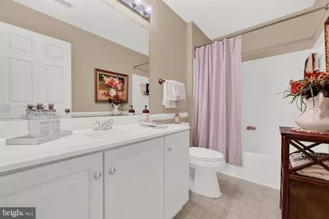 Bath - 417 Spry Island Rd, Joppa, MD 21085 photo 2 of 6