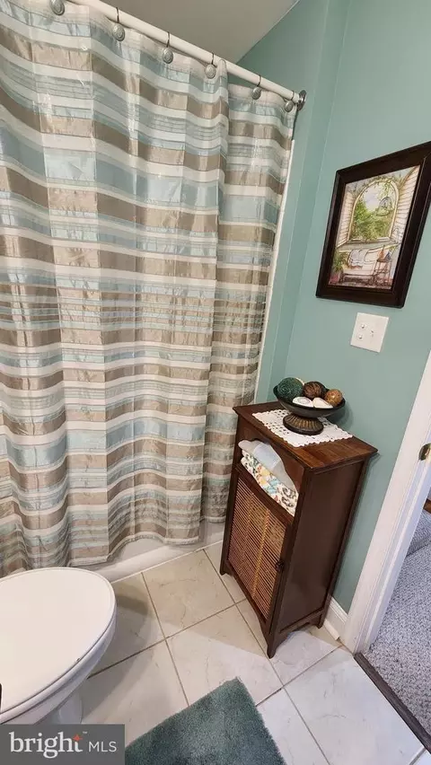 Bath - 417 Spry Island Rd, Joppa, MD 21085 photo 6 of 6
