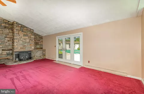 1033 Erwin Dr, Joppa, MD 21085 photo 5