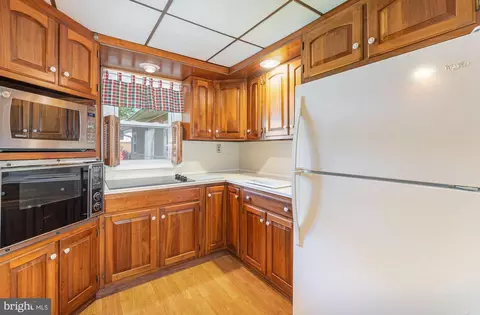 1033 Erwin Dr, Joppa, MD 21085 photo 11