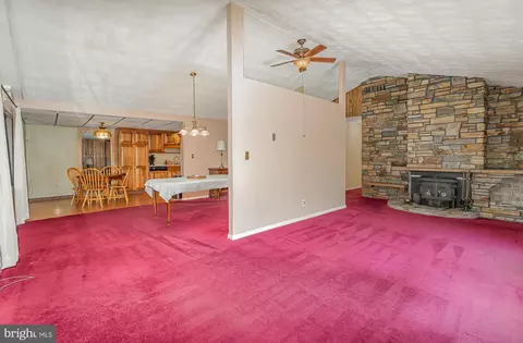 1033 Erwin Dr, Joppa, MD 21085 photo 4