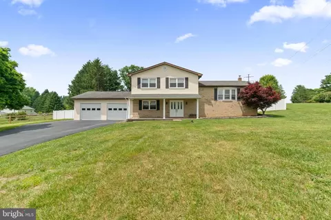 Exterior - 2504 Tally Ho Dr, Fallston, MD 21047 photo 1 of 9