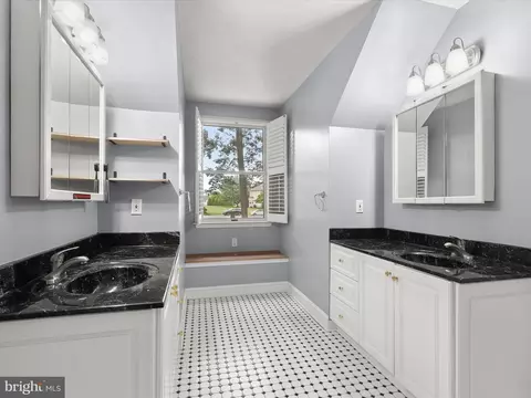 Bath - 3303 Pritchett Ln, Fallston, MD 21047 photo 7 of 10