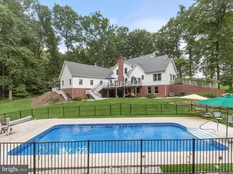 Exterior - 3303 Pritchett Ln, Fallston, MD 21047 photo 16 of 28