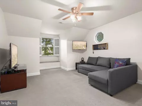 Bedroom - 3303 Pritchett Ln, Fallston, MD 21047 photo 6 of 9