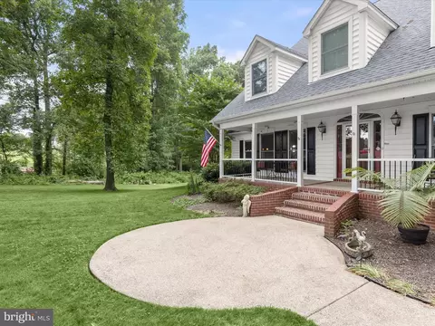 Exterior - 3303 Pritchett Ln, Fallston, MD 21047 photo 4 of 28