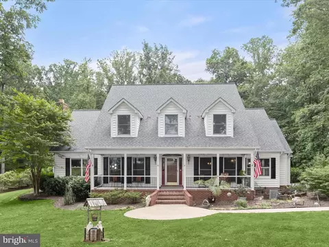 Exterior - 3303 Pritchett Ln, Fallston, MD 21047 photo 2 of 28