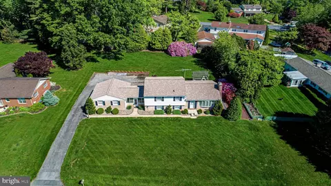 View/Area - 2402 Bluefield Cir, Joppa, MD 21085 photo 2 of 5