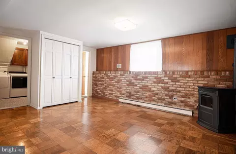 Living - 2402 Bluefield Cir, Joppa, MD 21085 photo 9 of 9
