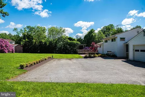 Exterior - 2402 Bluefield Cir, Joppa, MD 21085 photo 11 of 14